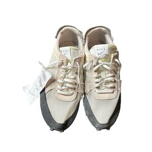Nike N.354 Athletic Shoe